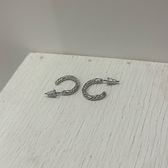 NWOT Silver Small Hoop Earrings- Textured - Picture 2 of 3